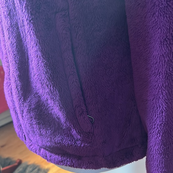 North face purple fleece jacket - Picture 4 of 10